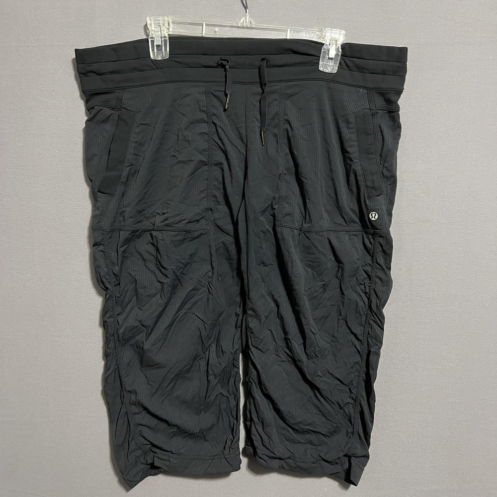 Lululemon Jogger Leggings Womens XL Black Cropped Lightweight Pockets Logo